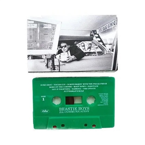 ILL COMMUNICATION (CASSETTE/GREEN SHELL)