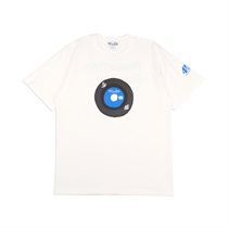 (WHITE: XXL) SAMUEL × Manhattan Records 7inch 45th anniv. TEE