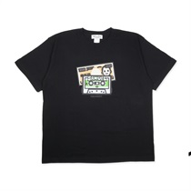 (BLACK/GREEN: L) SAMUEL x MANKEY マン券GRAPHIC S/S TEE TAPE PACK