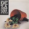 DE LA SOUL IS DEAD (USED)
