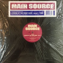 LOOKING AT THE FRONT DOOR(UNCUT) (USED)