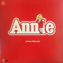 ANNIE (USED)