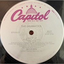 LIVE IT UP (USED)