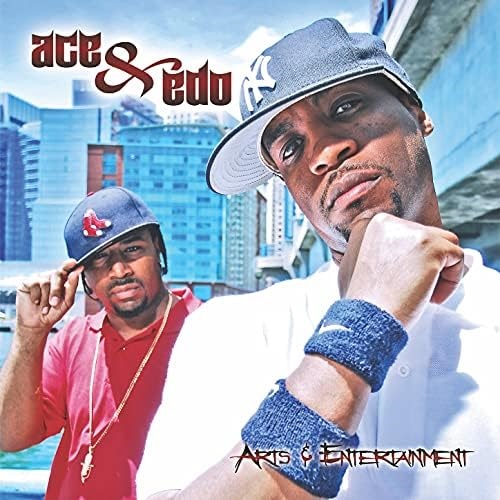 ARTS & ENTERTAINMENT (USED)